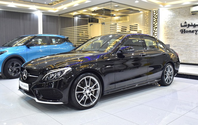 Mercedes Benz C450 4Matic ( 2016 Model ) in Black Color GCC Specs