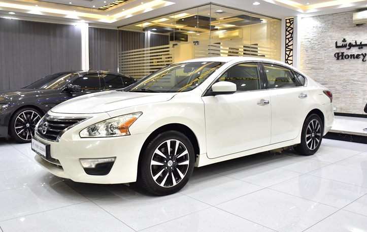 Nissan Altima 2.5 S ( 2015 Model ) in White Color GCC Specs