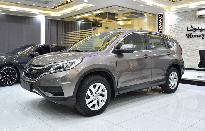 Honda CR-V ( 2016 Model ) in Brown Color GCC Specs