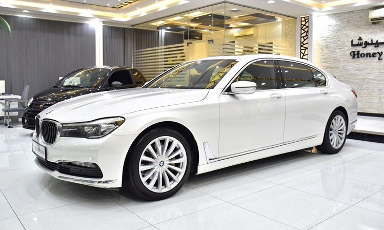 BMW 730Li ( 2017 Model ) in White Color GCC Specs